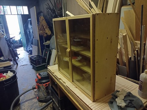 Etagère de collectionneur